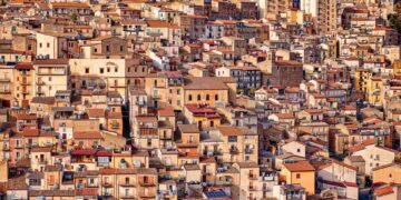 The Bizarre and Unbelievable: A Dive into Odd History You Won’t Believe Actually Happened