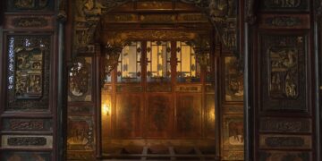 Uncovering the Mysteries: 10 Curious Historical Facts That Will Amaze You