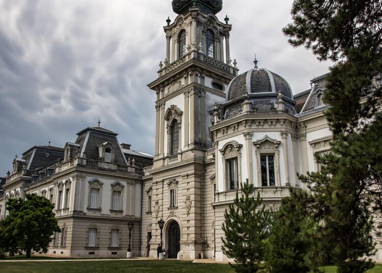 The Enthralling Tales of History: Uncovering Fascinating Stories from the Past